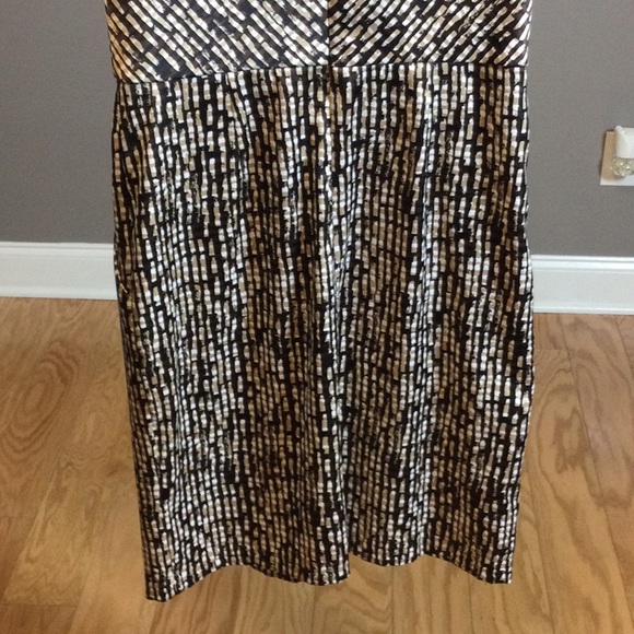 10 Rabbit Rabbit Rabbit Designs black print faux wrap dress - Picture 8 of 16